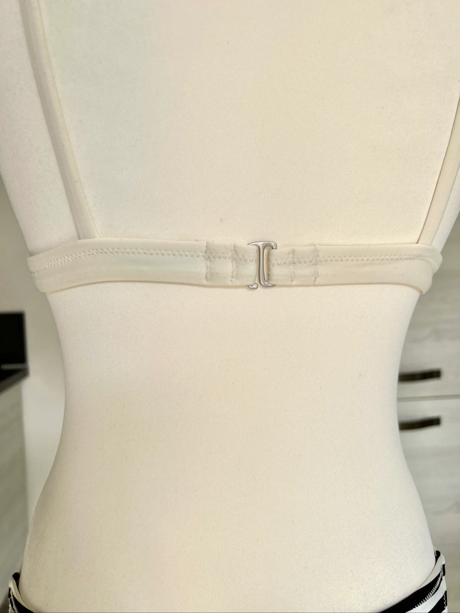 Biquíni listrado preto e branco em poliamida Tamanho M 38 Solid & Striped – photo 10